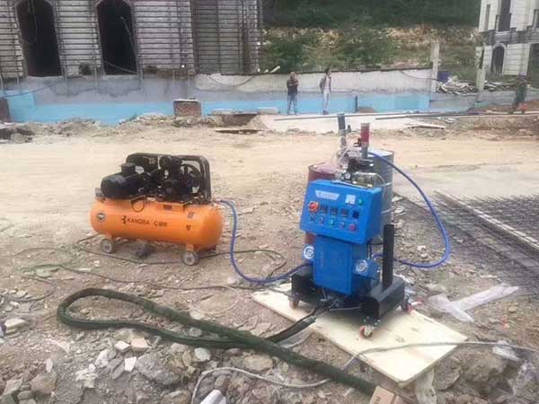 Q2600外墻保溫聚氨酯專(zhuān)用發(fā)泡機(jī)