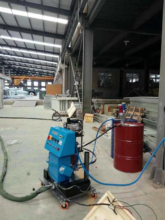 Q2600車間保溫聚氨酯噴涂機(jī)