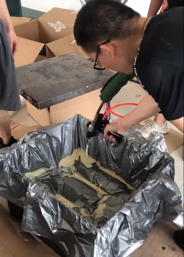 產品包裝填充發(fā)泡膠